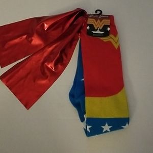 WONDER WOMAN KNEE HIGH SOCKS